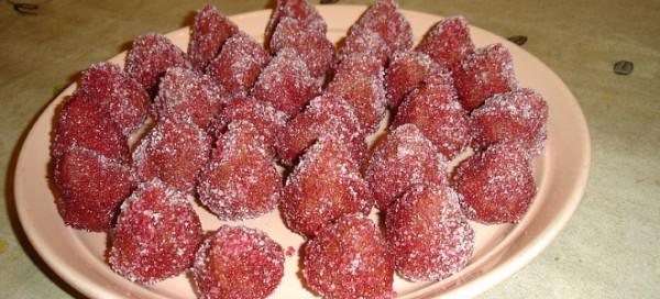 Клубника в сахаре на зиму целиком