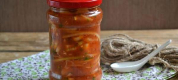 Огурцы в томате с луком на зиму Огурцы в томате с луком на зиму