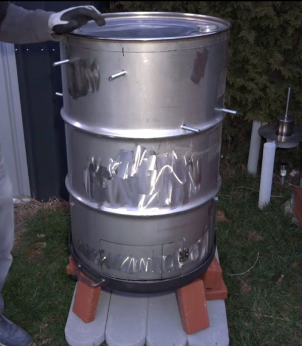 Коптильня из бочки своими руками: разница в устройстве коптильни для горячего и холодного копчения