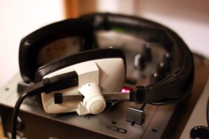 ТОП студийных наушников для сведения и мастеринга: как выбрать лучшие, обзор