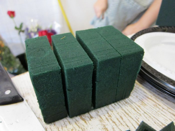 Как называется губка для цветочных композиций: описание, виды, применение