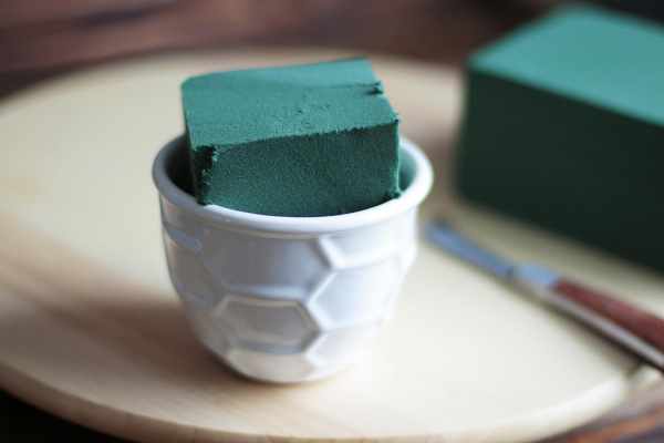 Как называется губка для цветочных композиций: описание, виды, применение