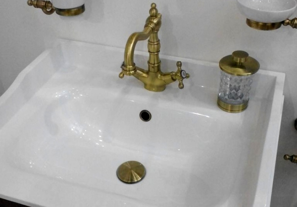 Донный клапан в смесителе, его плюсы и минусы