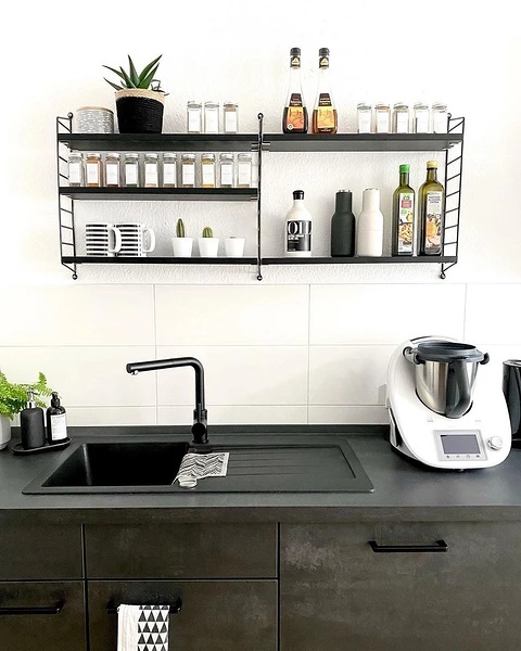 Хранение соусов и заправок в кухне: как всё оформить красиво