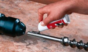 Смазка для перфоратора. Чем и как смазывать перфоратор правильно?