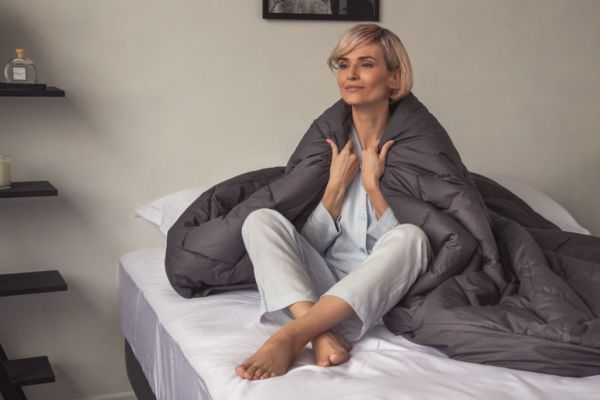 Рейтинг лучших утяжеленных одеял ТОП 2022 года