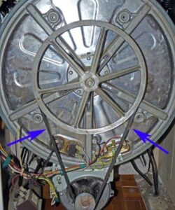 Как происходит замена подшипника в стиральной машине Aристон? Ремонт стиралки своими руками